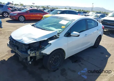 2016 Kia Forte Lx z USA, uszkodzony, nr VIN KNAFX4A69G5521731